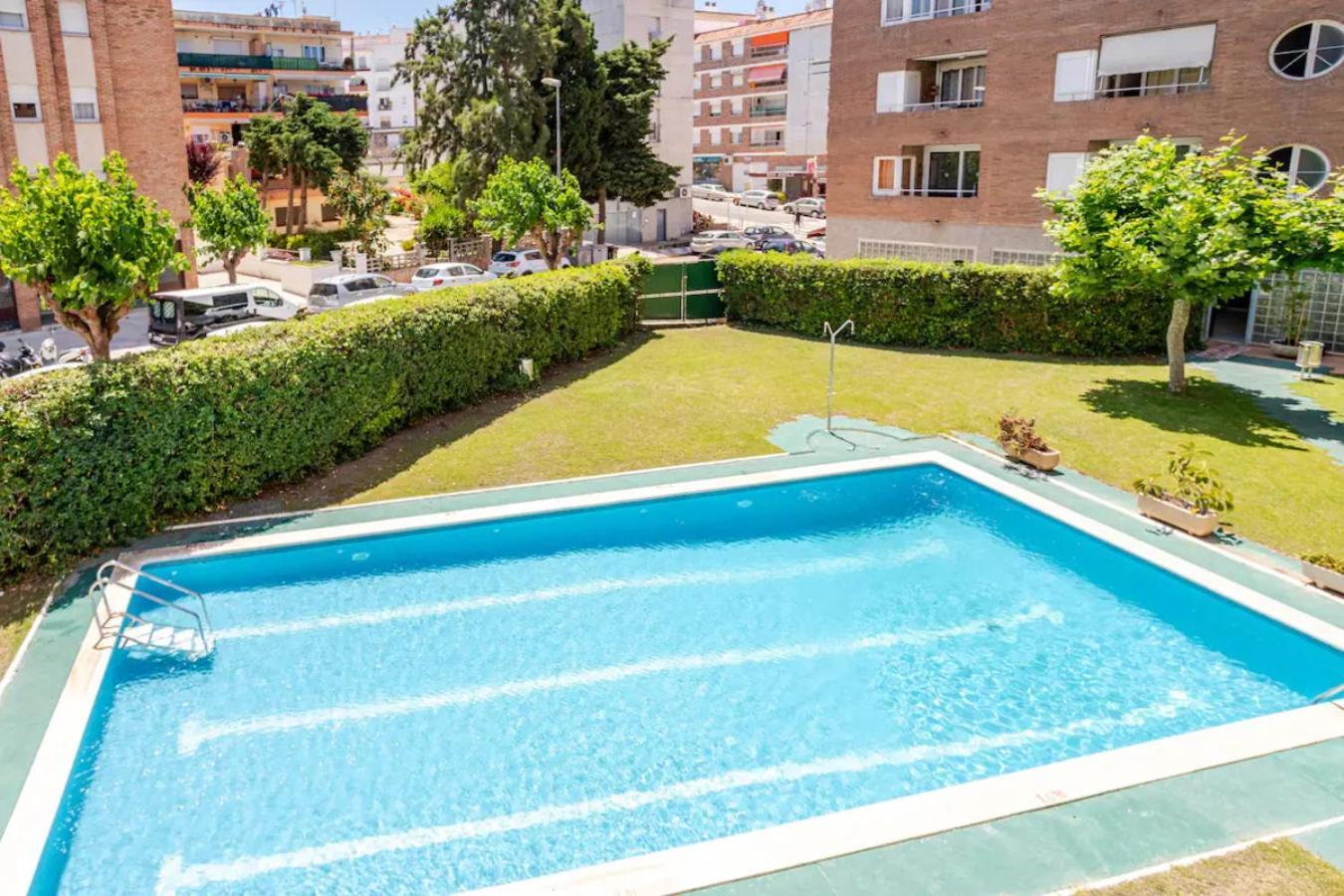 Ideal Family Retreat 5 Minutes From Fenals Apartamento *